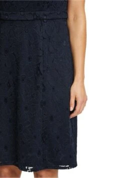 Betty Barclay ETUI UNIFARBEN - Freizeitkleid - Dunkelblau 10 Betty Barclay ETUI UNIFARBEN - Freizeitkleid - Dunkelblau -Betty Barclay Verkäufe 089819aca4fd47689a80fc5a61da4975