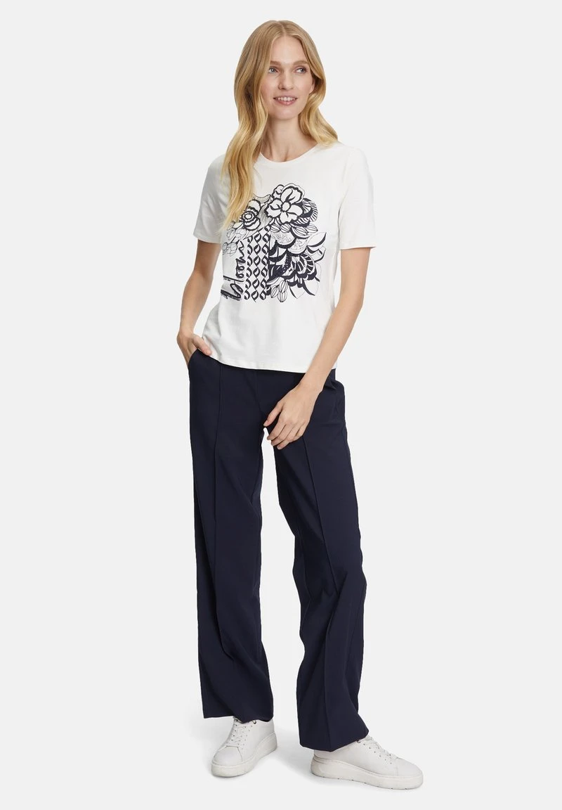 Betty Barclay MIT AUFDRUCK - T-Shirt Print - Weiß Dunkelblau 2 Betty Barclay MIT AUFDRUCK - T-Shirt Print - Weiß Dunkelblau – Bild 2