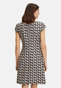 Betty Barclay ETUI KURZARM - Freizeitkleid - Camel Dark Blue 8 Betty Barclay ETUI KURZARM - Freizeitkleid - Camel Dark Blue -Betty Barclay Verkäufe 4c10e2be0315410c93ba55f849d3c6a9