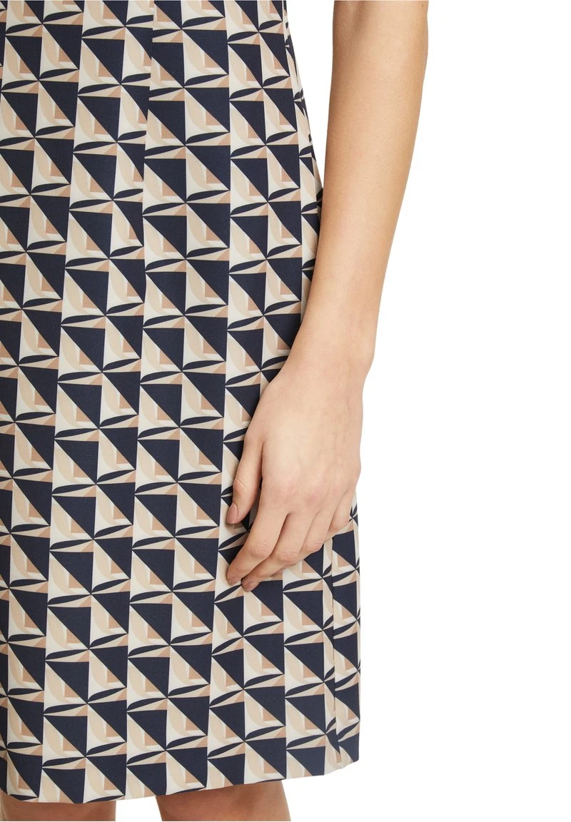 Betty Barclay ETUI KURZARM - Freizeitkleid - Camel Dark Blue 5 Betty Barclay ETUI KURZARM - Freizeitkleid - Camel Dark Blue – Bild 5