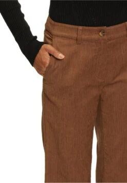 Betty Barclay MIT EINGRIFFTASCHEN - Stoffhose - Pinecone 9 Betty Barclay MIT EINGRIFFTASCHEN - Stoffhose - Pinecone -Betty Barclay Verkäufe ec3096696ac04fd8b206bc459c345f95